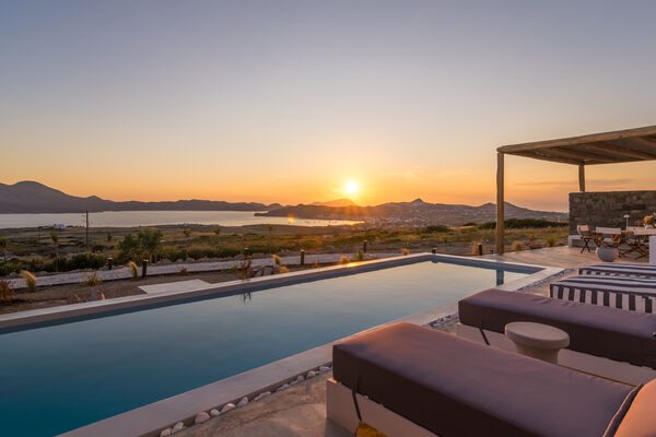 Villa Nabia Milos